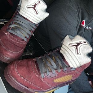 Jordan 5 burgundy